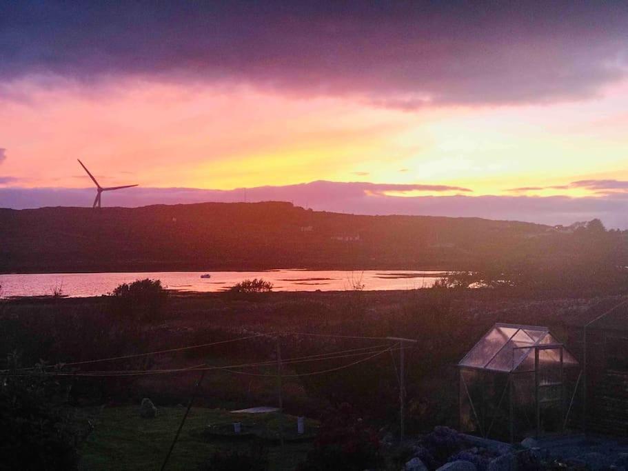 شقة Curlews Rest - Gateway To The Aran Islands غالواي المظهر الخارجي الصورة