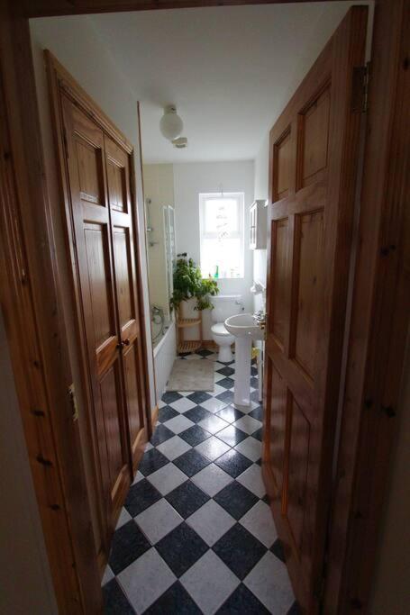 شقة Curlews Rest - Gateway To The Aran Islands غالواي المظهر الخارجي الصورة